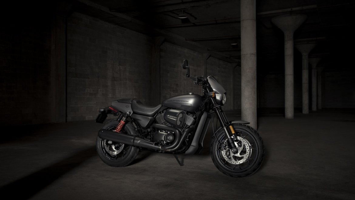 Harley Davidson Street Rod 2017, la más urbana de la gama